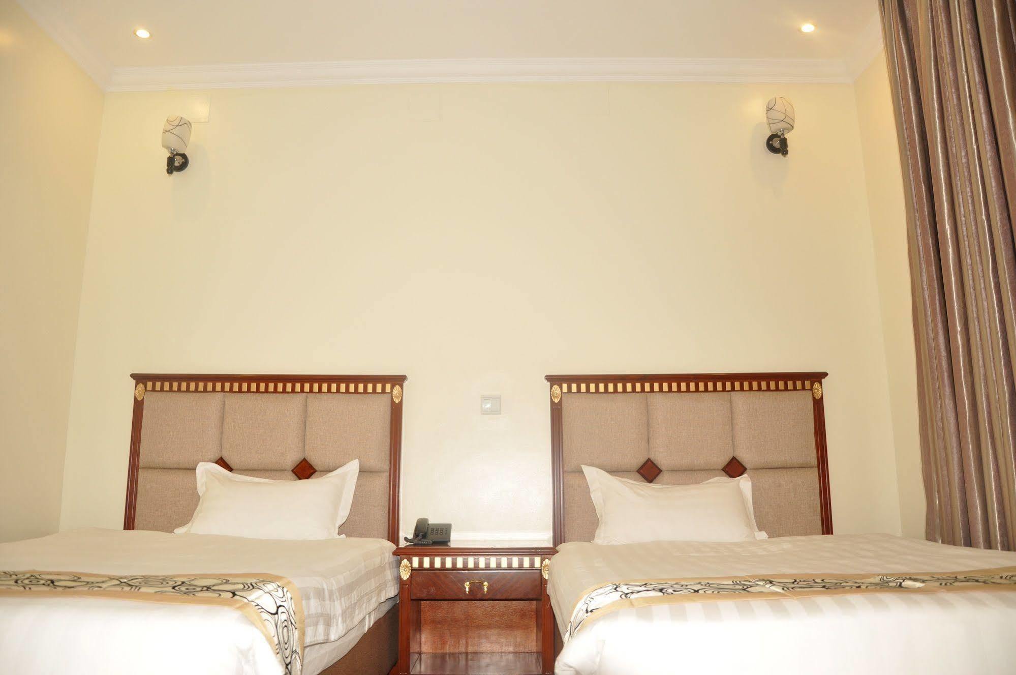 Great Seasons Hotel Kigali Exterior photo